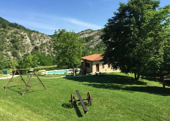 In Einer Hoehle Mit Whirlpool By Interhome * Apecchio