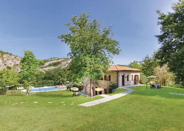 In Einer Hoehle Mit Whirlpool By Interhome * Apecchio